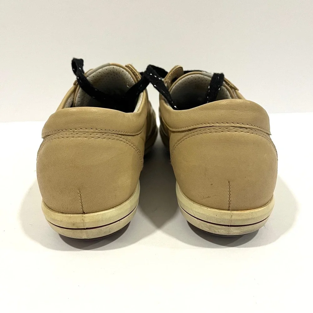 Ecco Women Tan Leather Spikeless Golf Shoes White Toe Cap Lace Up EU 40 US 9-9.5